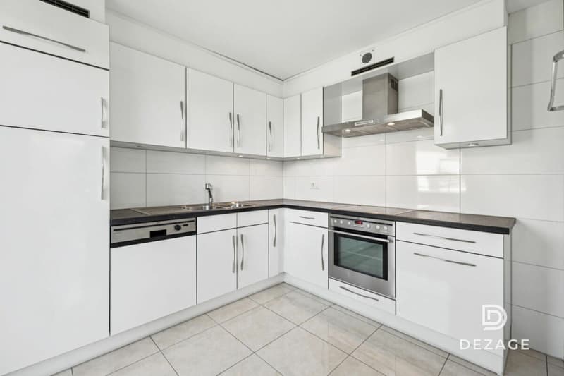 Magnifique attique-duplex de 165 m² avec terrasse entre Lausanne et Pully, proche de toutes les commodités (7)