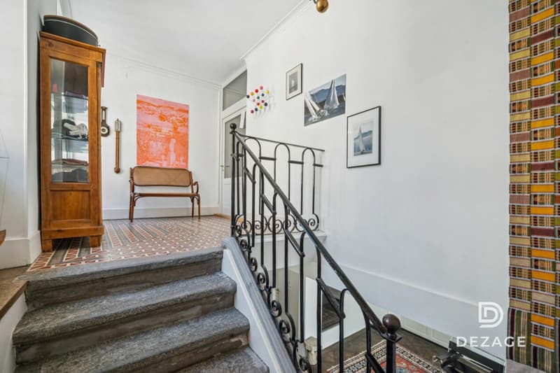 Somptueuse maison de maître rénovée avec soin, avec jardin de ville et au calme absolu (9)