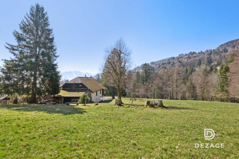 Chalet de Caractère à Deux Pas des Pléiades - Idéal pour un Projet Unique (1)