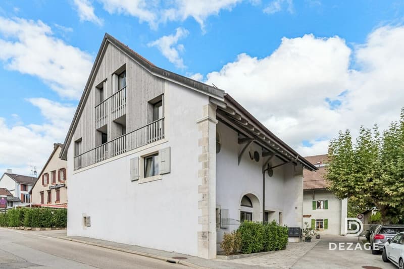 Magnifique duplex moderne en plein centre du village de Bassins (1)