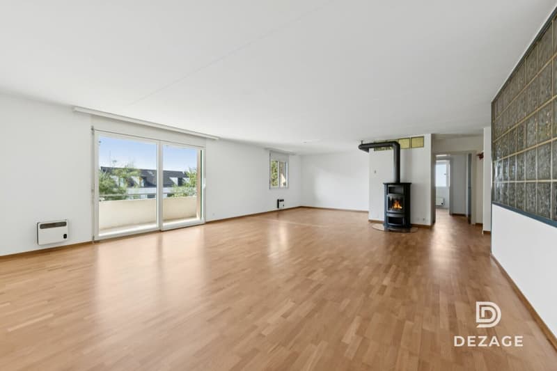 Spacieux appartement avec potentiel pour 5,5 pièces, au coeur du village ! (1)