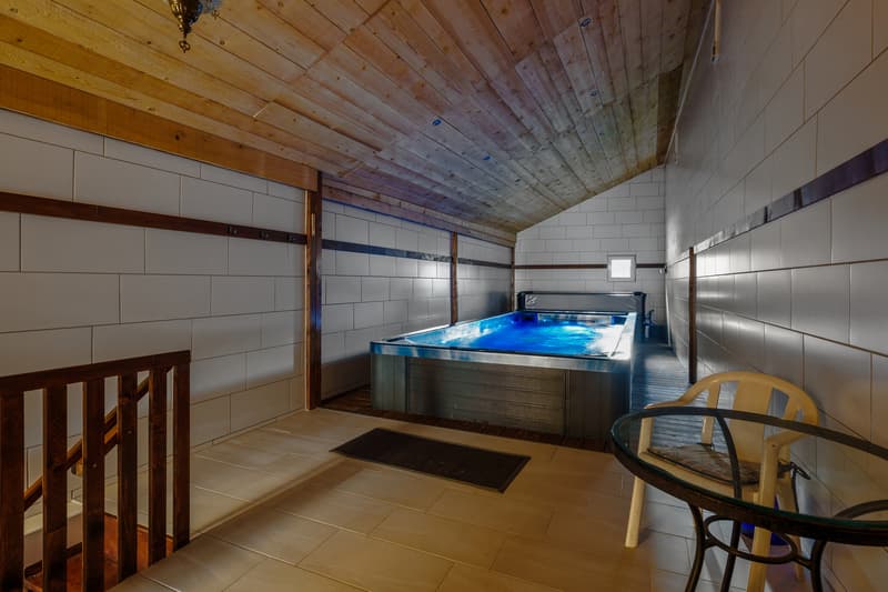 Ampia casa familiare nel cuore del villaggio di Vallamand (12)