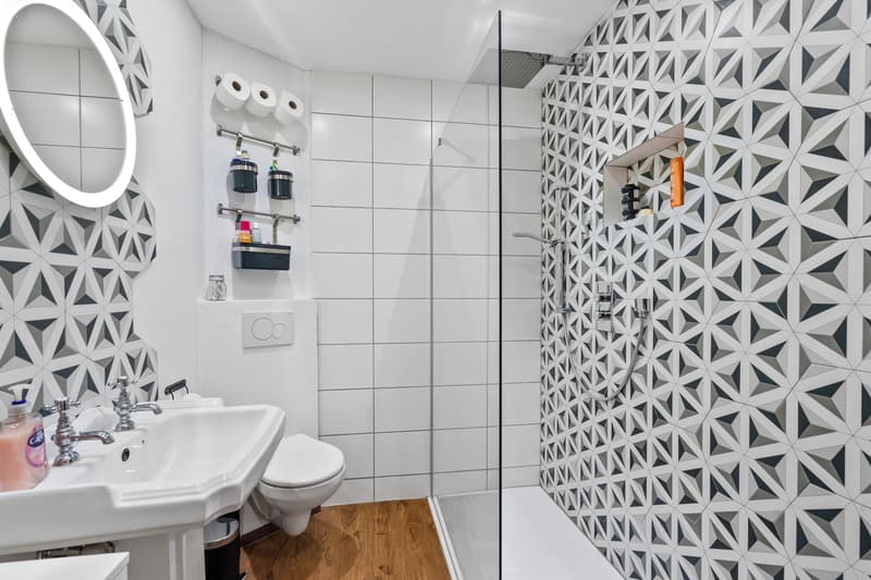 Ampia casa familiare nel cuore del villaggio di Vallamand (10)