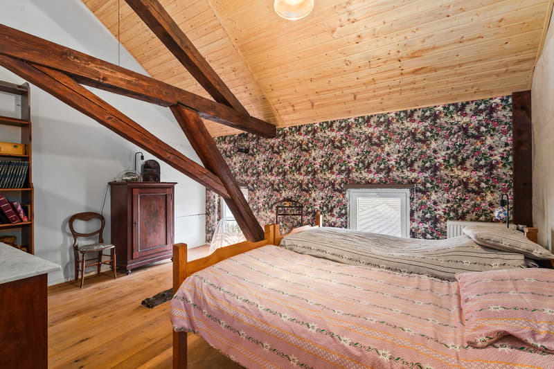 Ampia casa familiare nel cuore del villaggio di Vallamand (9)
