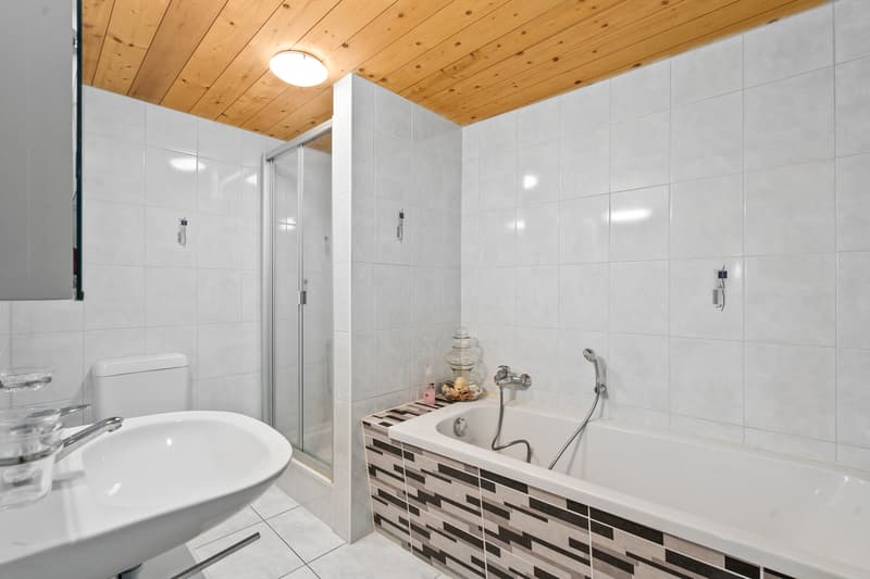 Ampia casa familiare nel cuore del villaggio di Vallamand (11)