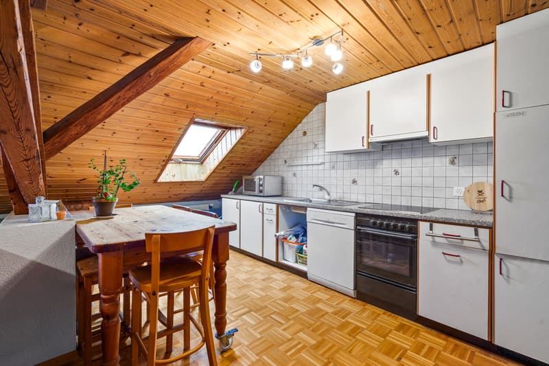 Ampia casa familiare nel cuore del villaggio di Vallamand (7)