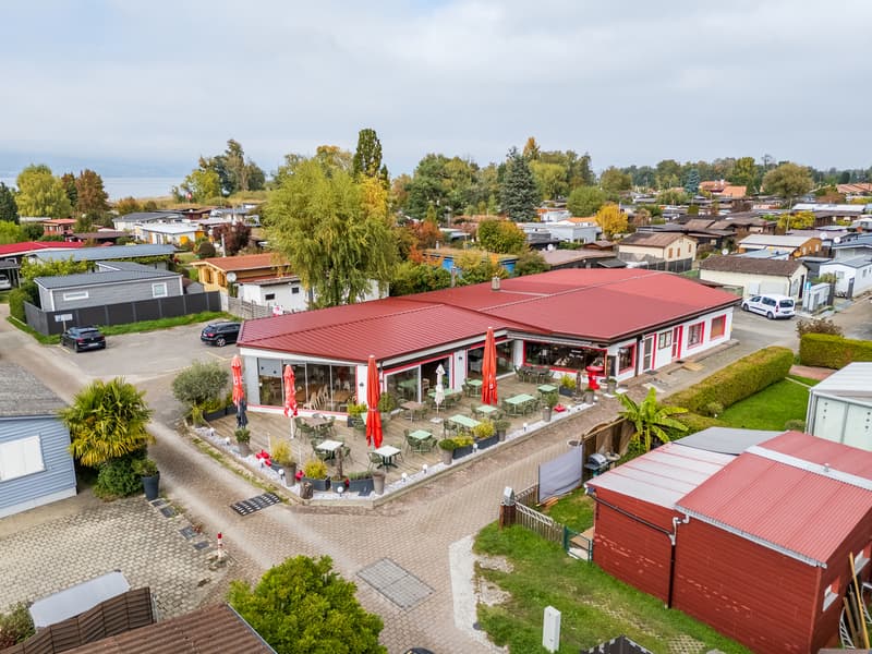 Restaurant in the heart of a privileged setting on the shores of Lake Neuchâtel (3)