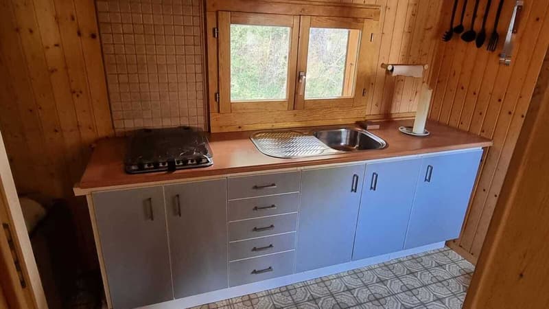 Weekend chalet in a quiet area of Lausanne (5)
