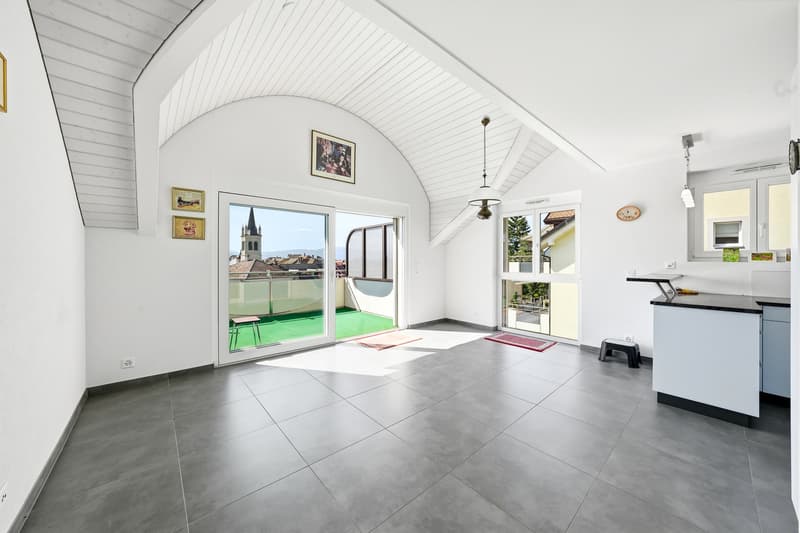 3.5-room attic apartment with unobstructed view in the city center (4)