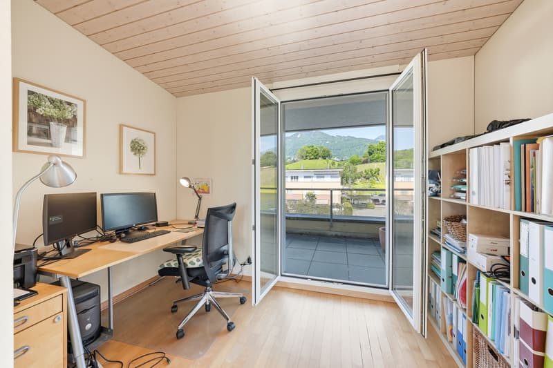 Spacious semi-detached house with a view of the lake (8)