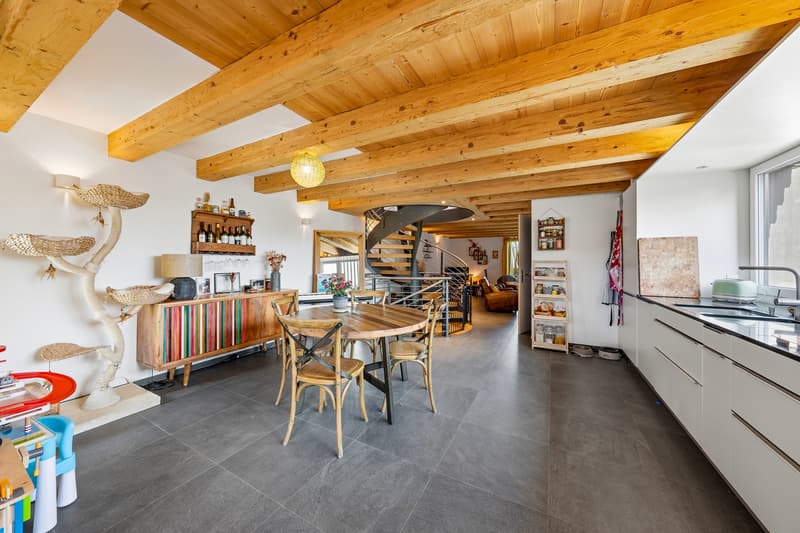 Wohnung mit 4,5 Zimmern in einem renovierten Bauernhaus im Triplex (5)