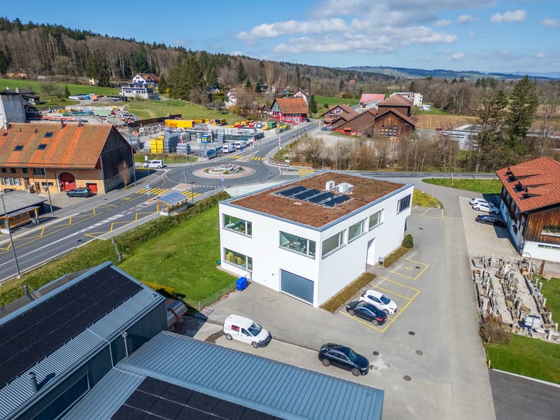 Immeuble commercial de rendement 5,45% (3)