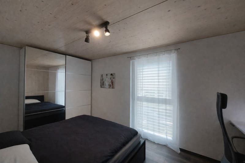 Bel appartement de 4,5 pièces avec terrasse et ascenseur (8)