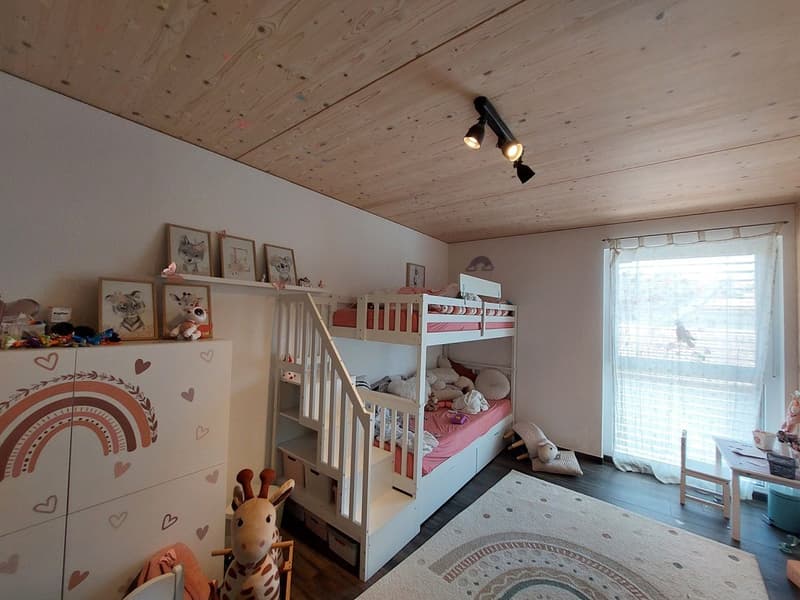 Bel appartement de 4,5 pièces avec terrasse et ascenseur (9)