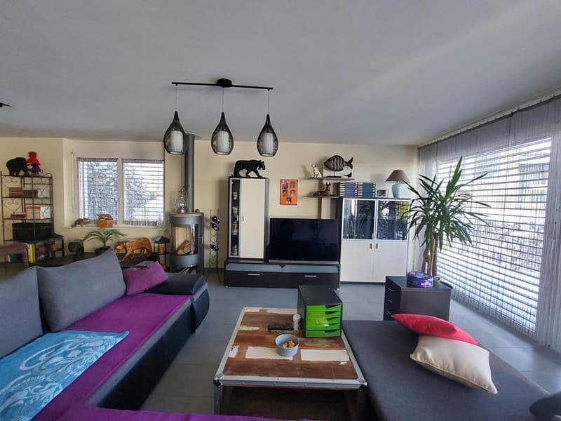 Villa moderne bénéficiant d'un jardin privatif et d'une place de stationnement intérieure (5)