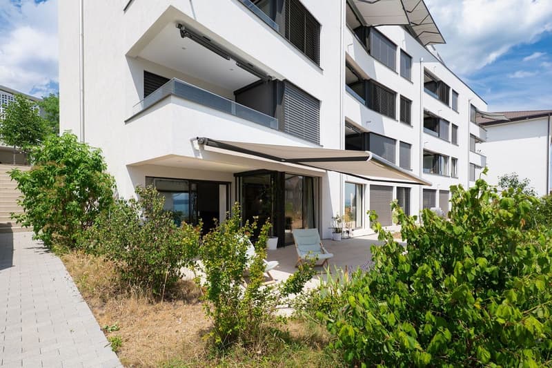 Superbe appartement moderne de 4,5 pièces avec grande terrasse, vue lac et Alpes (3)