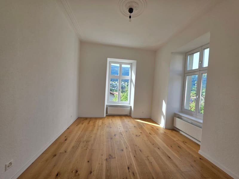 Maison de maître rénovée - 5 appartements à Corgémont (6)