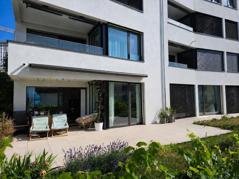 Superbe appartement moderne de 4,5 pièces avec grande terrasse, vue lac et Alpes (2)