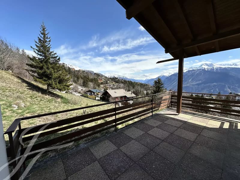 Chalet à rénover avec vue panoramique sur les Alpes Valaisannes (vente en résidence secondaire) (10)