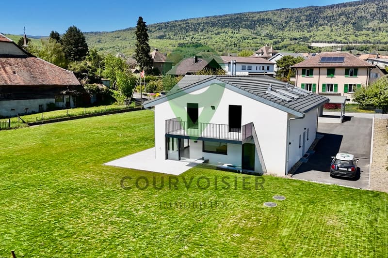 New! Semi-detached villa with unobstructed view of the Alps (12)
