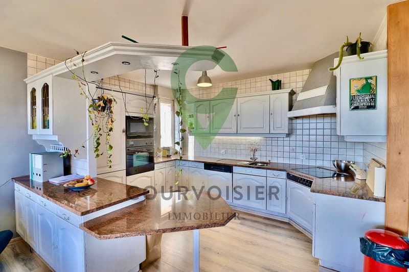 Appartement de standing  avec vue dégagée et piscine de résidence (5)