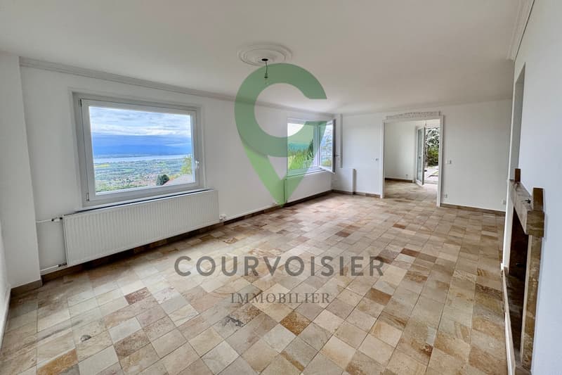 Detached house with 6.5 rooms and breathtaking view (2)