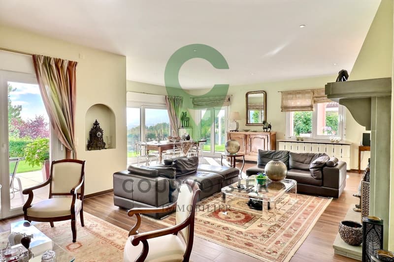 Magnificent house with breathtaking view and authentic character (5)