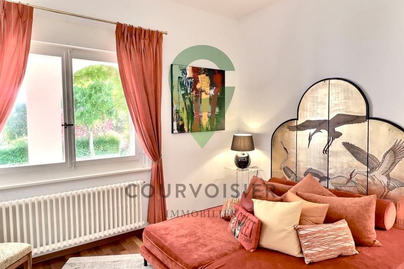 Magnificent house with breathtaking view and authentic character (8)