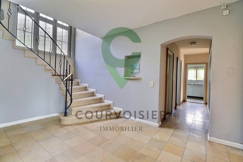 Spacious house to renovate in La Tour-de-Peilz (10)