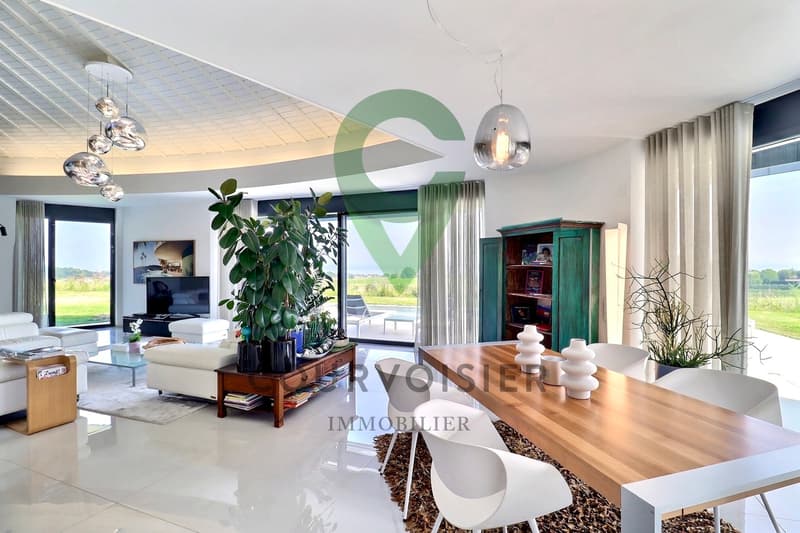 Exceptional property with panoramic views and 2 pools (6)