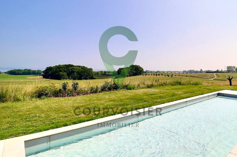 Exceptional property with panoramic views and 2 pools (3)