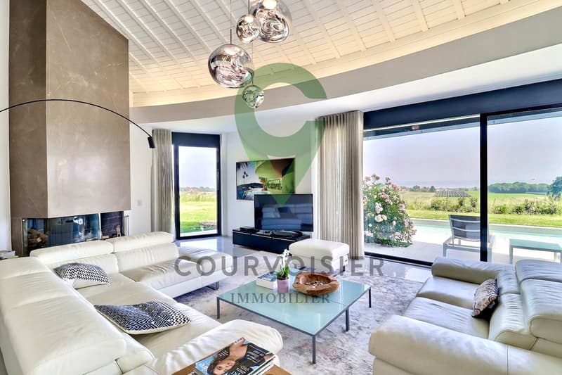 Exceptional property with panoramic views and 2 pools (5)