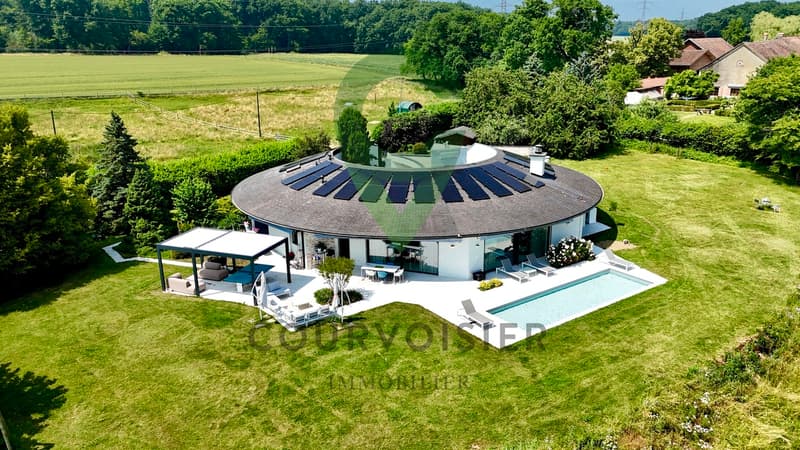 Exceptional property with panoramic views and 2 pools (1)