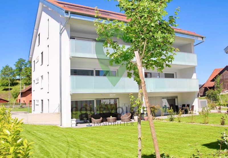 Investment Opportunity - Beautiful Residential Building (4)