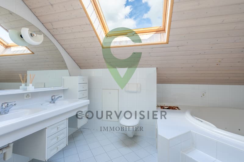 Semi-detached house with 7.5 rooms and lake view, close to Morges (11)