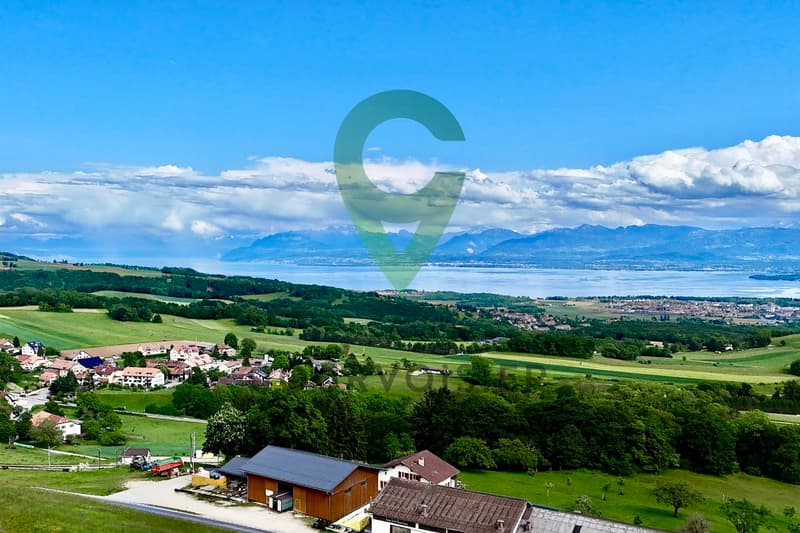 Exceptional apartment with panoramic view, 10 minutes from Vich (12)