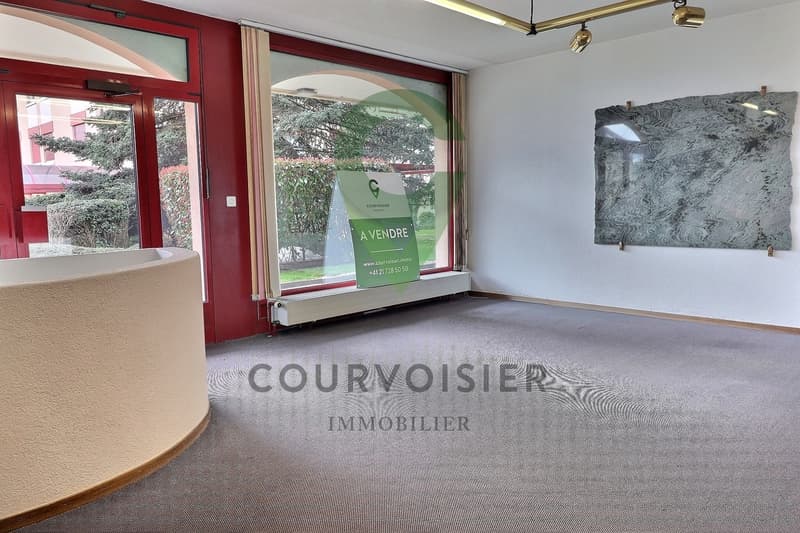 Opportunité d'acquérir 2 locaux commerciaux (4)