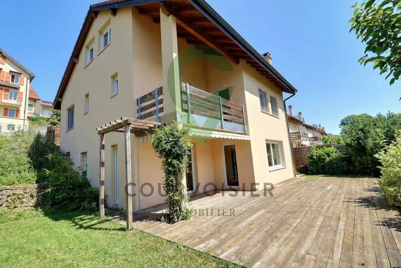 High-standard house with separate apartment (2)
