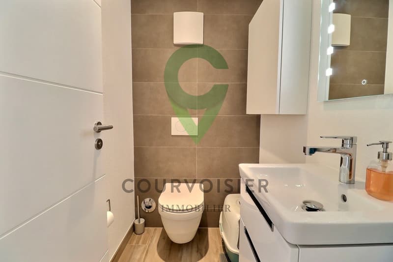Like new! Elegant PPE apartment of high standard in Pompaples (3)