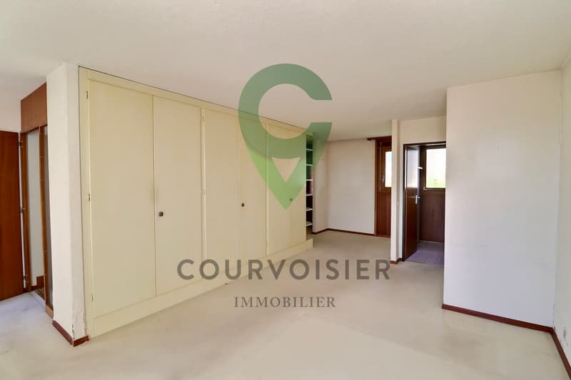 Spacieux triplex de 5.5 pièces niché dans un écrin de verdure (8)