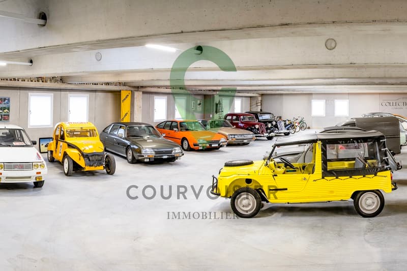 EXCLUSIVITY - Premium industrial hall of approx. 880 m² with offices and parking spaces for rent (6)