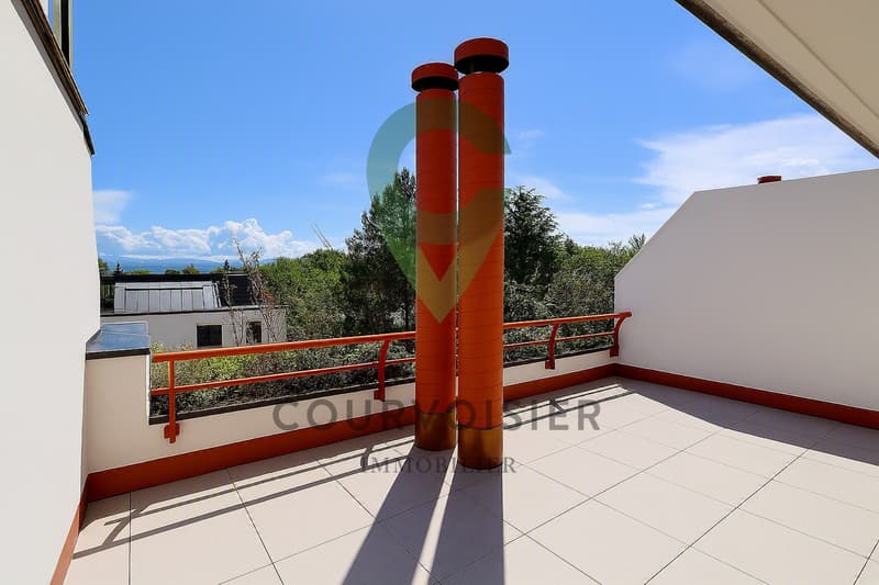 Spacieux triplex de 5,5 pièces à rénover (13)