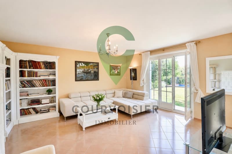 Elegant house in the heart of Lavigny (5)