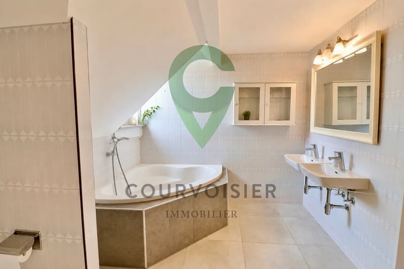 Elegant house in the heart of Lavigny (8)