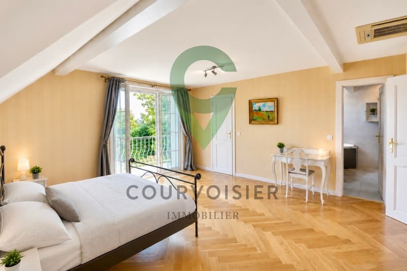 Elegant house in the heart of Lavigny (7)