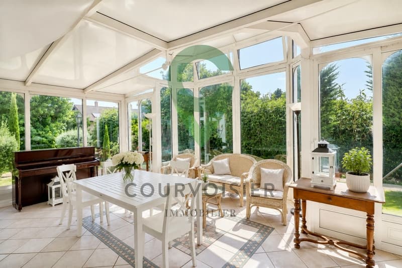 Elegant house in the heart of Lavigny (6)