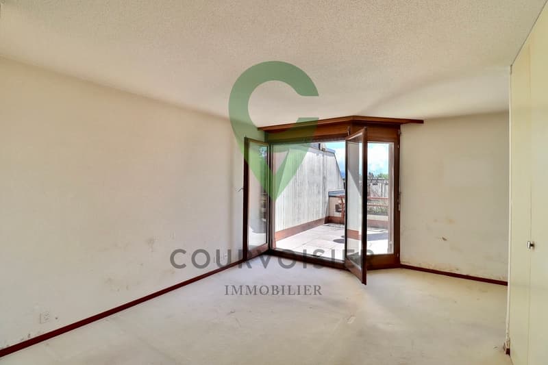 Spacieux triplex de 5,5 pièces à rénover (9)