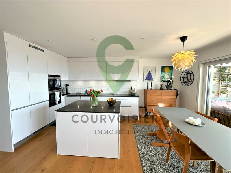 Prächtiges Duplex mit 4.5 Zimmern und Panoramablick auf den See (3)