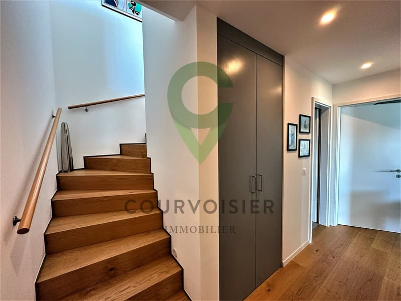 Prächtiges Duplex mit 4.5 Zimmern und Panoramablick auf den See (9)