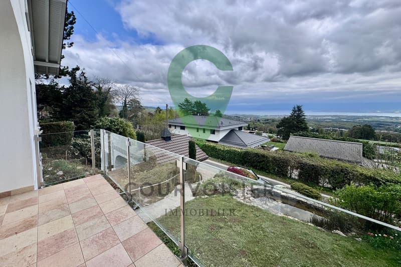 Casa indipendente di 6,5 locali con vista impareggiabile vicino a Begnins (13)